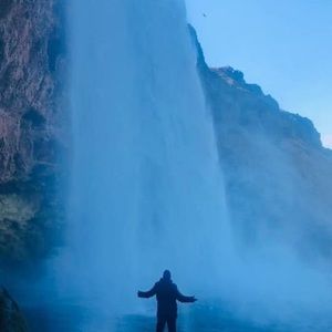 Meet your Posher, Enrique